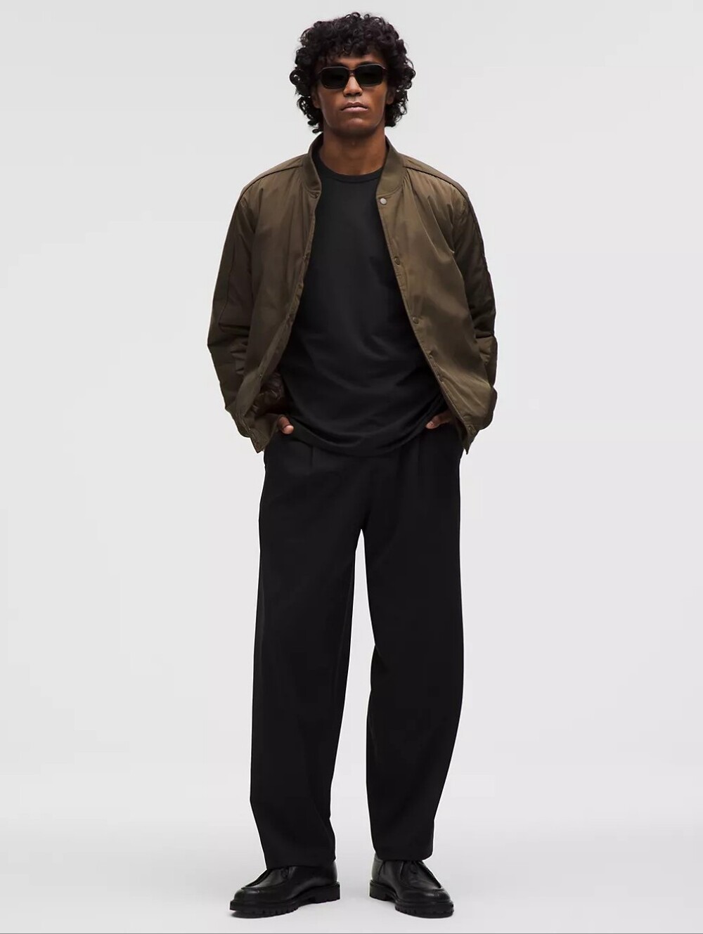 Lululemon Men's Daydrift Relaxed-Fit Pleated Trouser Regular No Belt Loops Blk